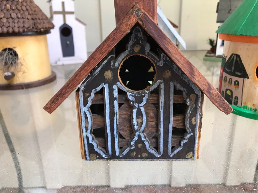 Large Collection Of (11) Bird Houses - See Photos [Photo 4]