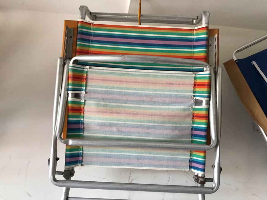 Set Of (4) Beach Chairs [Photo 2]