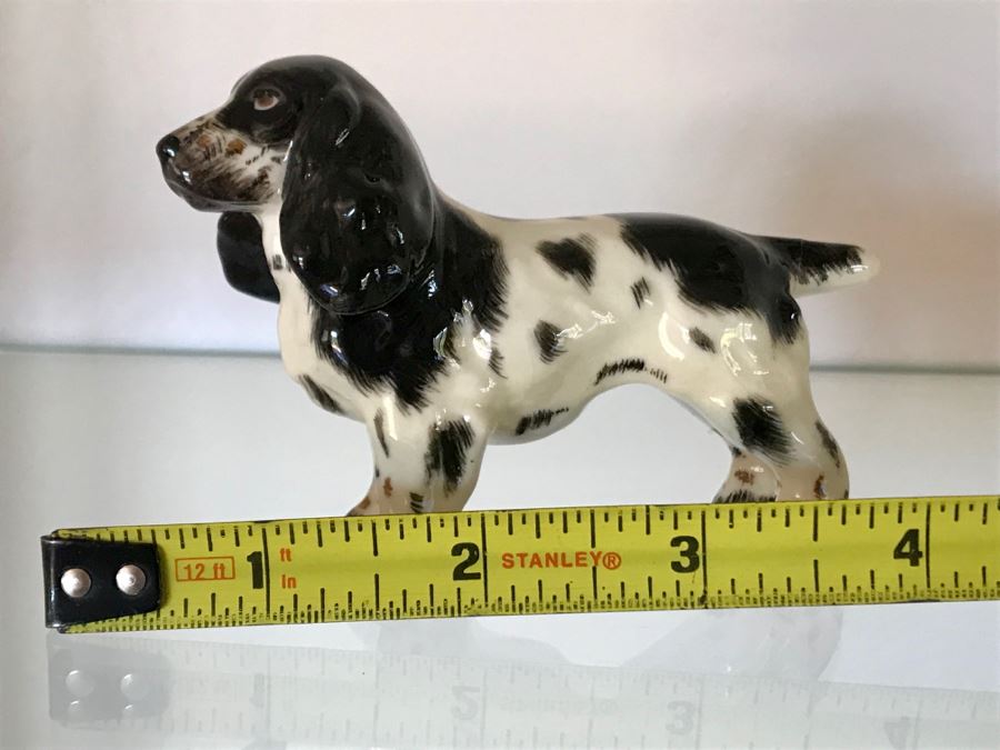 Small Signed Dog Figurine 4W [Photo 7]