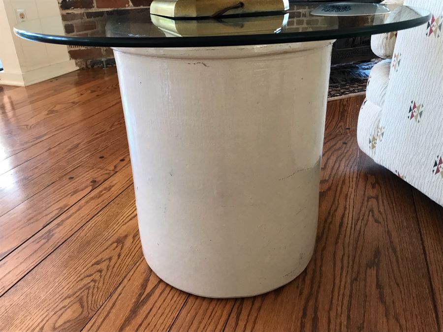 Large Vintage Robinson Ransbottom 10 Gallon Crock Pot With Round Glass Top Table [Photo 6]