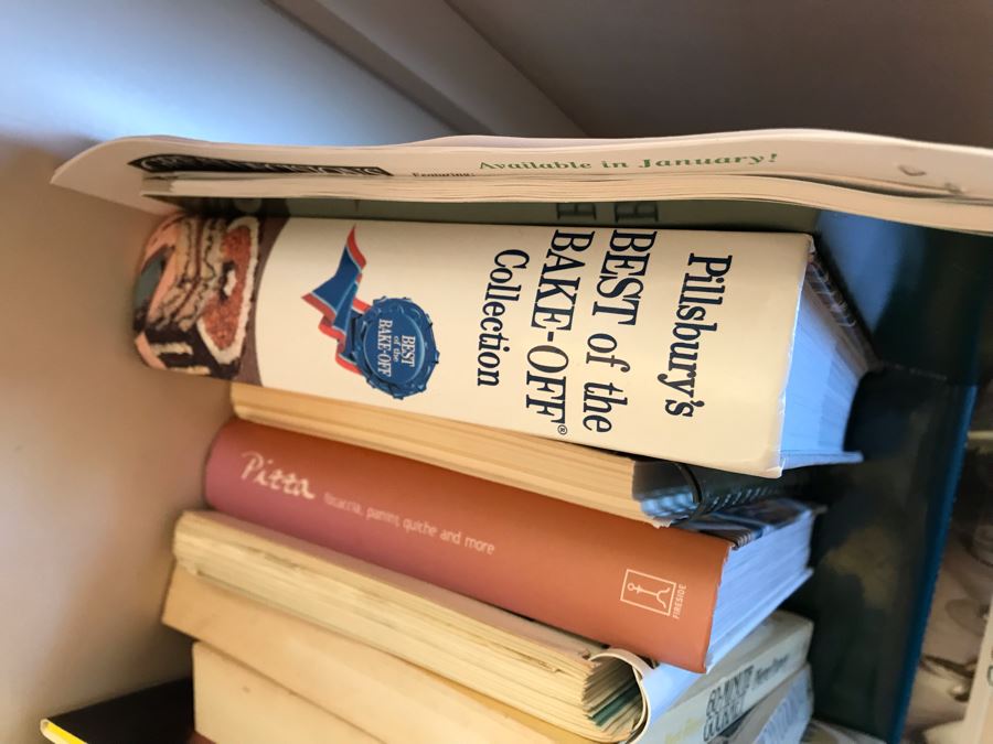 Cook Book Lot (4 Shelves Of Books) [Photo 9]