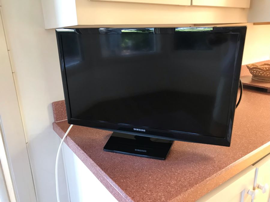 Samsung 24' HDTV UN24M4500AF [Photo 3]