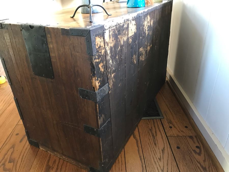 Vintage Campaign Chest Of Drawers 3-Drawer Dresser Trunk With Recessed Metal Handles On Both Sides 37W X 17D X 22.5H - See Photos [Photo 9]