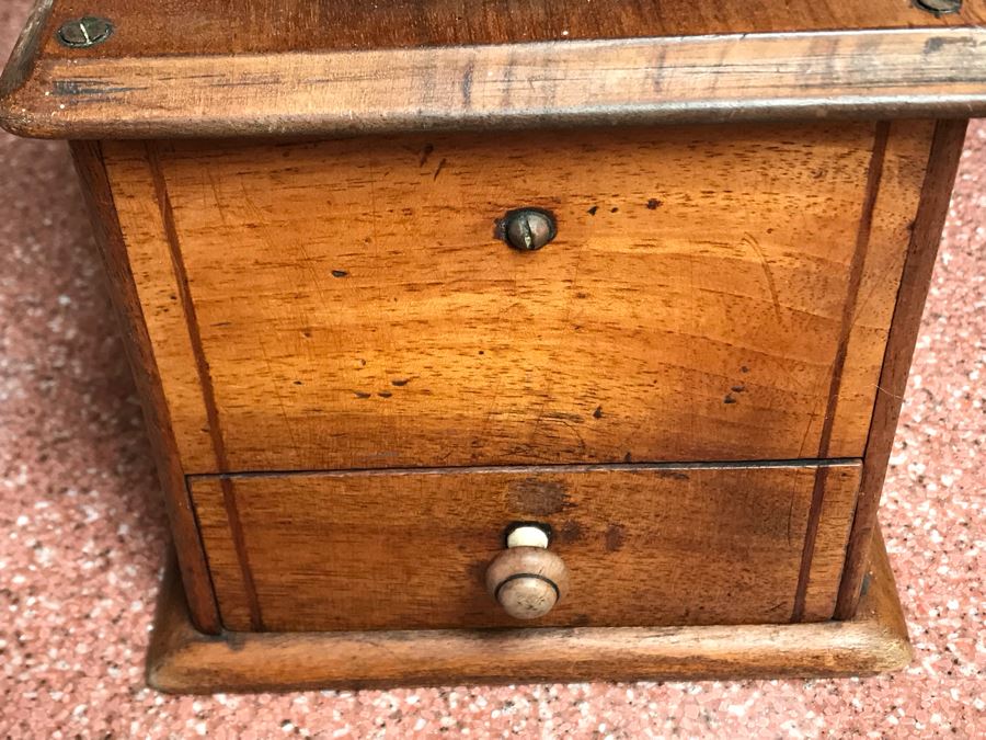 Antique Coffee Grinder 6W X 10H [Photo 6]