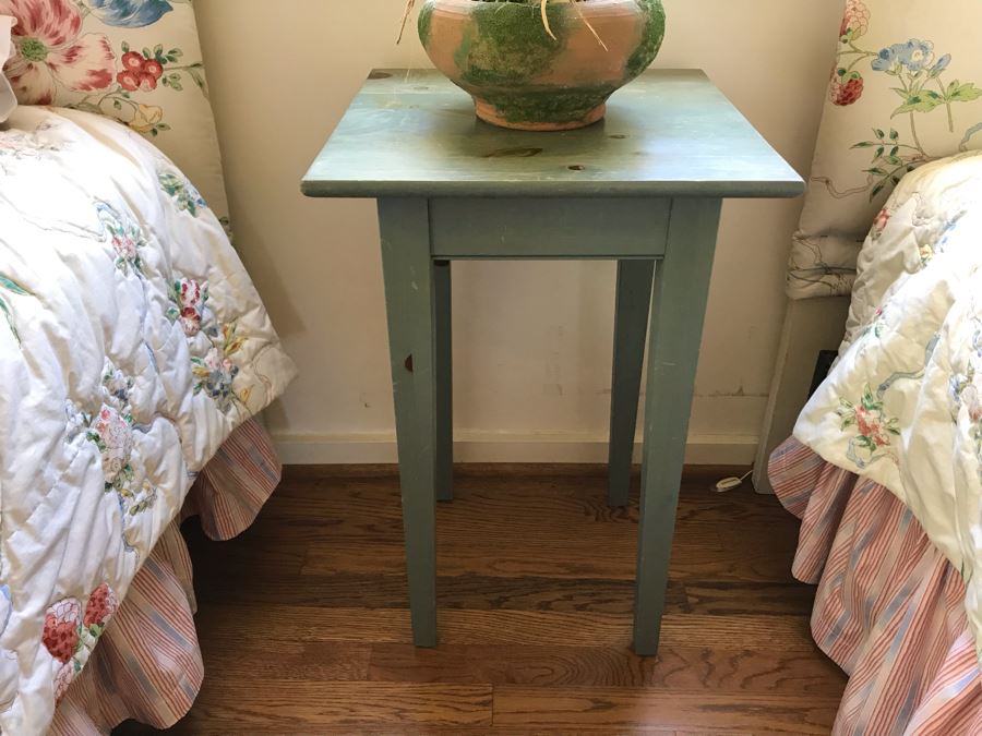 Shabby Chic Sea Green Side Table 16W X 16D X 25.5H [Photo 1]