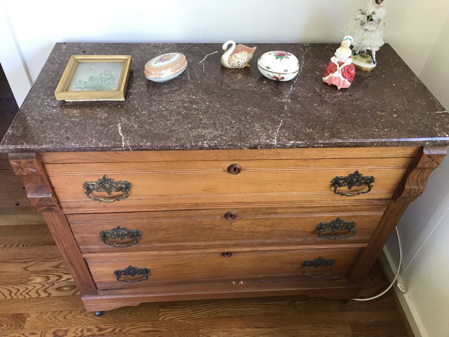 Antique Eastlake Chest Of Drawers 3 Drawer Dresser With Marble Top 40W