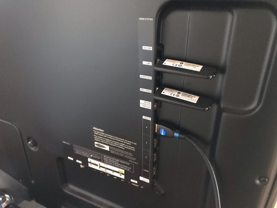 SAMSUNG 55' 1080p LED HDTV Model UN55B7100WF With Remote [Photo 14]