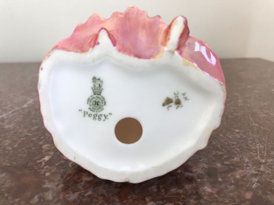 Royal Doulton Hand Painted Peggy Figurine 5H [Photo 4]