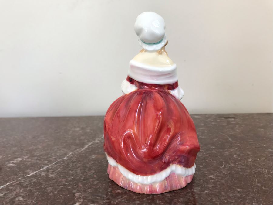 Royal Doulton Hand Painted Peggy Figurine 5H [Photo 3]