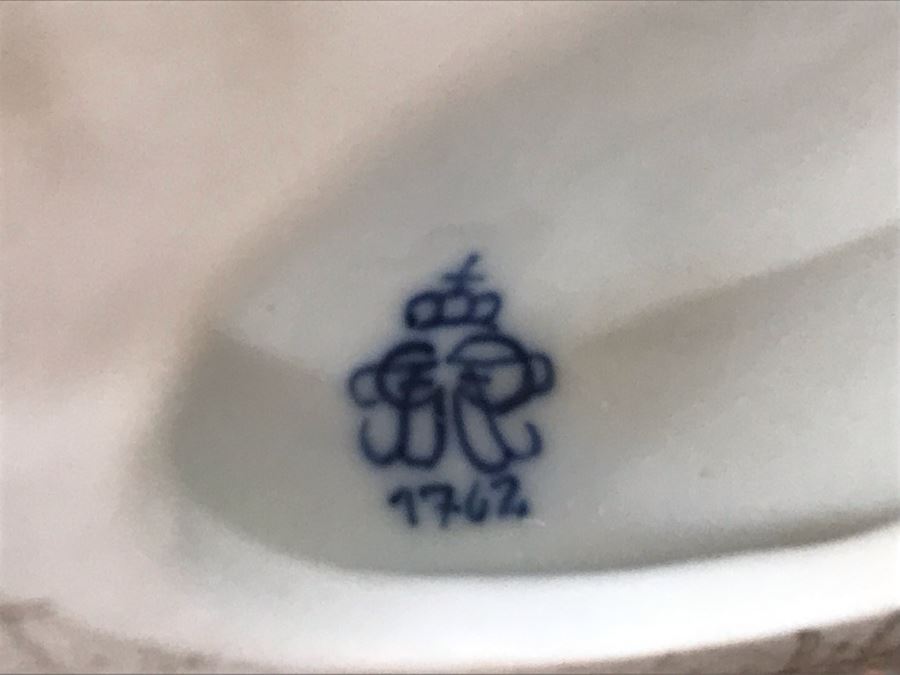 Dancing Ballerina Figurine 8H, Porcelain Swan Figurine And Porcelain Oval Box  [Photo 14]