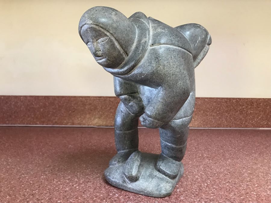Impressive Carved Inuit Soapstone Eskimo Art By Tanih Qumaluk Canada 7.5W X 6D X 9H [Photo 3]