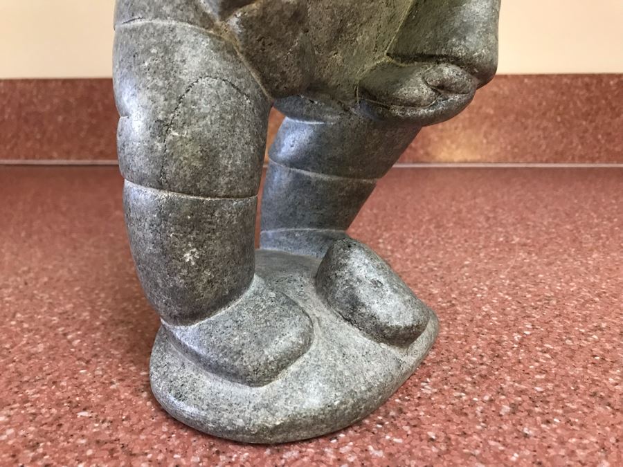 Impressive Carved Inuit Soapstone Eskimo Art By Tanih Qumaluk Canada 7.5W X 6D X 9H [Photo 11]
