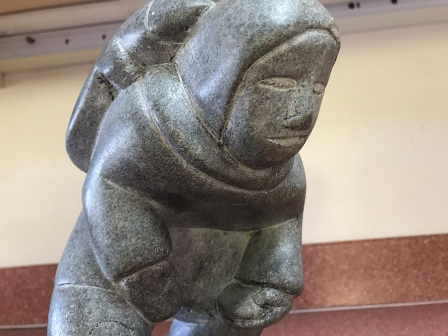 Impressive Carved Inuit Soapstone Eskimo Art By Tanih Qumaluk Canada 7.5W X 6D X 9H [Photo 10]