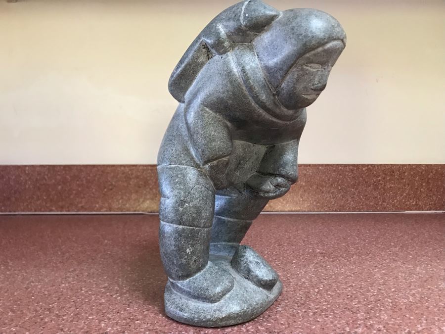 Impressive Carved Inuit Soapstone Eskimo Art By Tanih Qumaluk Canada 7.5W X 6D X 9H [Photo 9]
