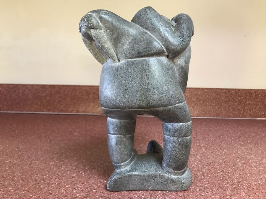 Impressive Carved Inuit Soapstone Eskimo Art By Tanih Qumaluk Canada 7.5W X 6D X 9H [Photo 7]