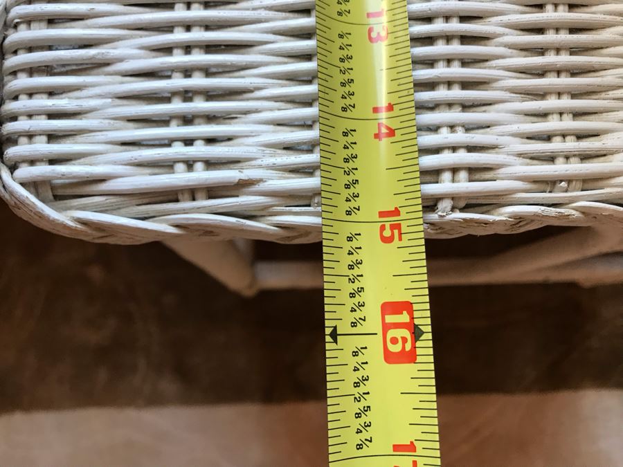 White Wicker Side Table 20W X 15D X 23H [Photo 5]