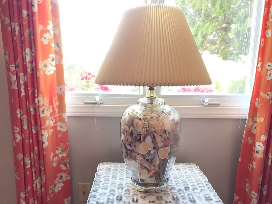 Glass Table Lamp Loaded With Variety Of Organic Seashells 28H [Photo 1]