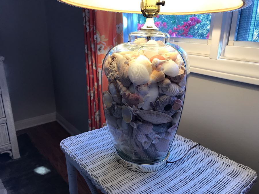 Glass Table Lamp Loaded With Variety Of Organic Seashells 28H [Photo 12]