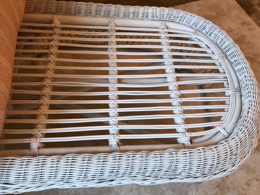 Vintage White Wicker Chaise Lounge With Cushion And (3) Throw Pillows [Photo 6]