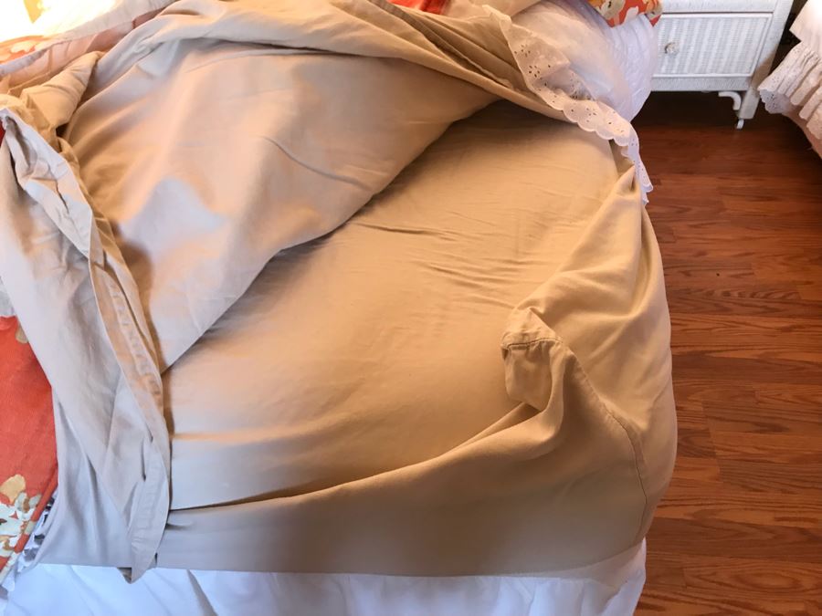 Pair Of Wicker Headboards With Metal Frames, Bedding, Throw Pillows, Mattresses And Boxsprings Included [Photo 12]