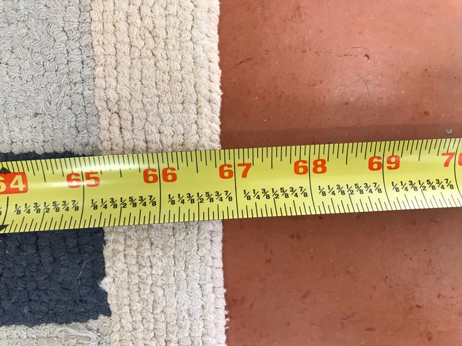 Hooked Rug With Birds And Flowers 43 X 67 [Photo 7]