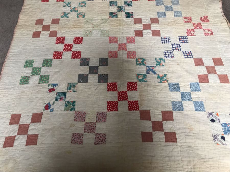 JUST ADDED - Vintage Quilt 45 X 57 [Photo 4]