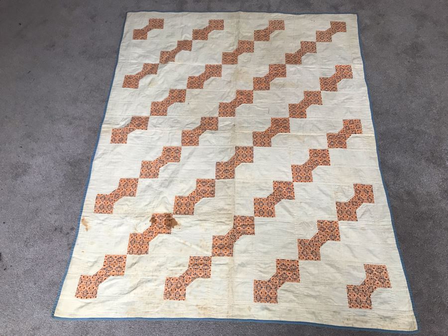 JUST ADDED - Vintage Quilt 46 X 58 [Photo 2]