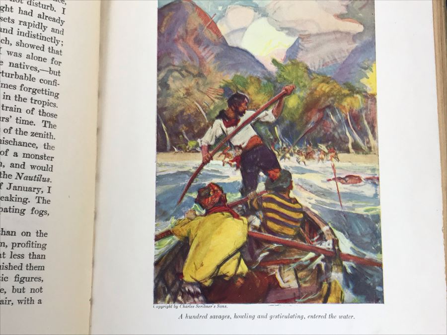 JUST ADDED - Vintage 1933 Book Twenty Thousand Leagues Under The Sea By Jules Verne [Photo 6]