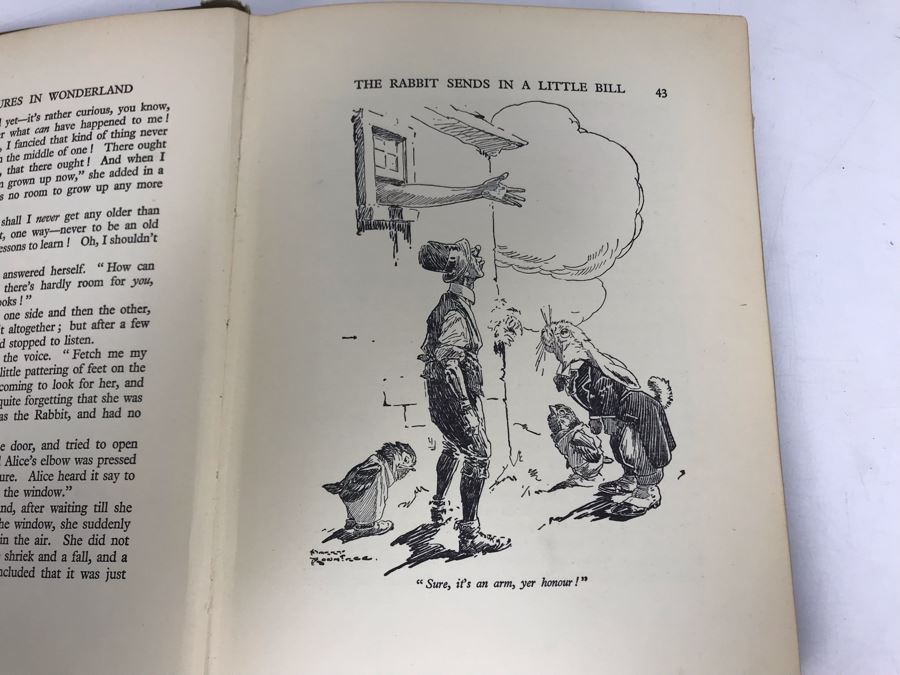 JUST ADDED - Alice In Wonderland And Through The Looking Glass Book By Lewis Carroll Illustrated By Harry Rountree [Photo 12]