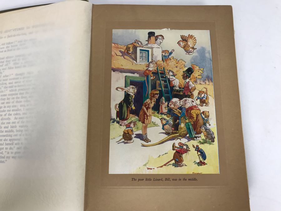 JUST ADDED - Alice In Wonderland And Through The Looking Glass Book By Lewis Carroll Illustrated By Harry Rountree [Photo 4]