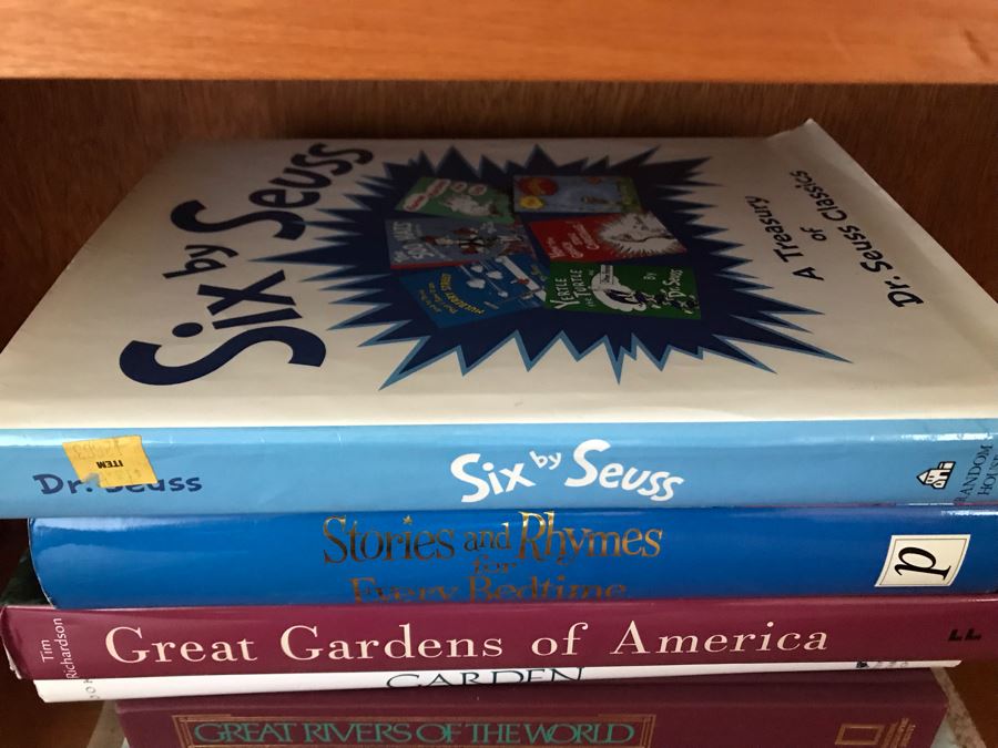 JUST ADDED - Book Lot [Photo 2]