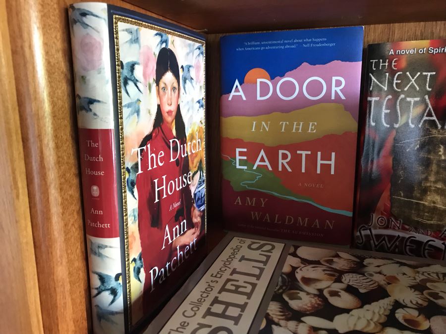 JUST ADDED - Book Lot [Photo 4]