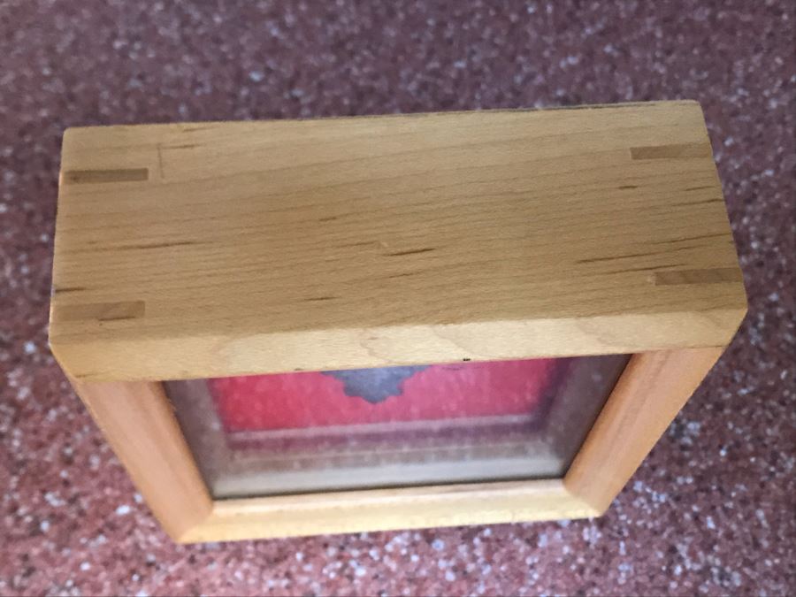 JUST ADDED - Vintage Silver Pendant In Shadow Box Frame 5 X 5 [Photo 8]