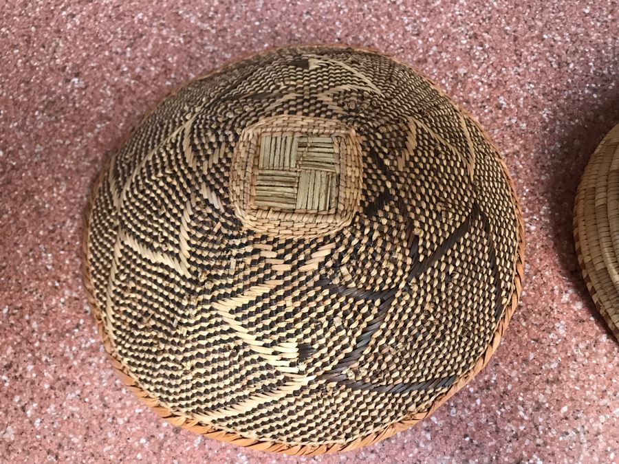 JUST ADDED - Pair Of Hand Woven Native Baskets 9R And 6.5R [Photo 7]