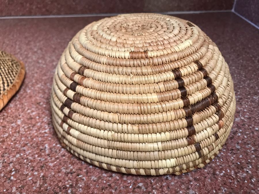 JUST ADDED - Pair Of Hand Woven Native Baskets 9R And 6.5R [Photo 10]