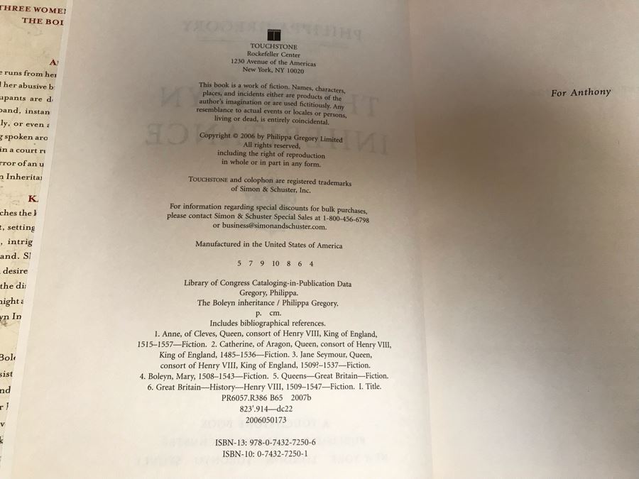 JUST ADDED - Signed Book: The Boleyn Inheritance By Philippa Gregory [Photo 5]