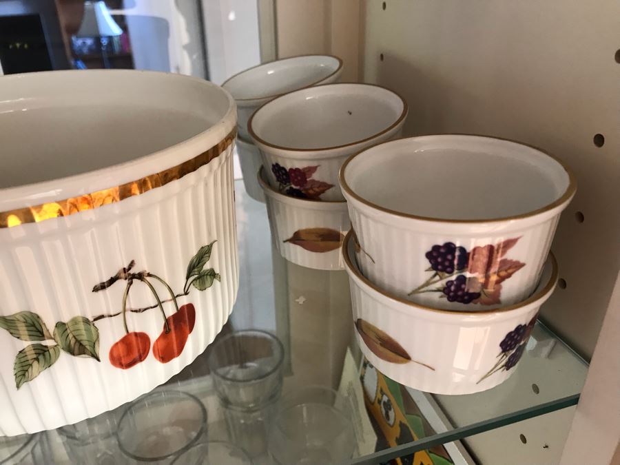 JUST ADDED - Various Glassware [Photo 8]