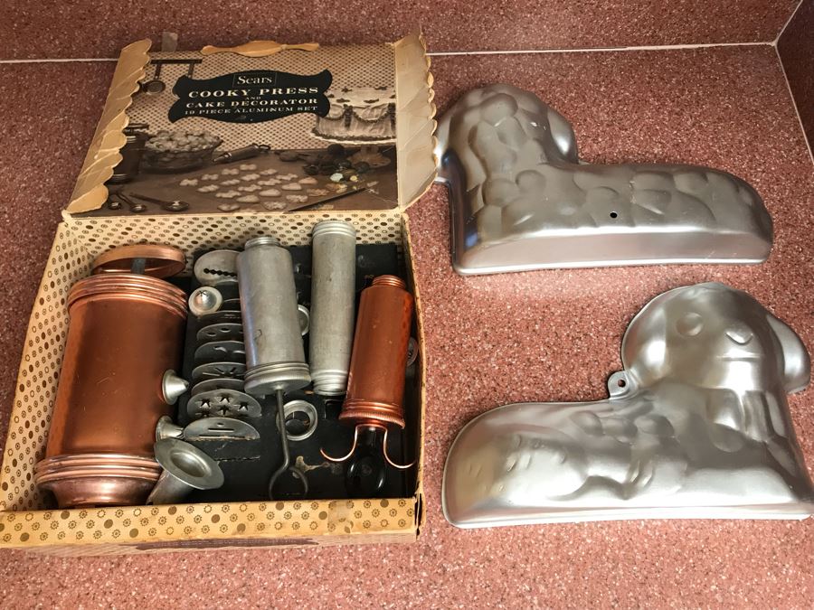 JUST ADDED - Sears Cooky Press And Cake Decorator And Cake Mold [Photo 2]