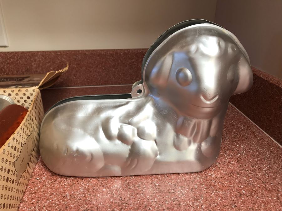 JUST ADDED - Sears Cooky Press And Cake Decorator And Cake Mold [Photo 8]