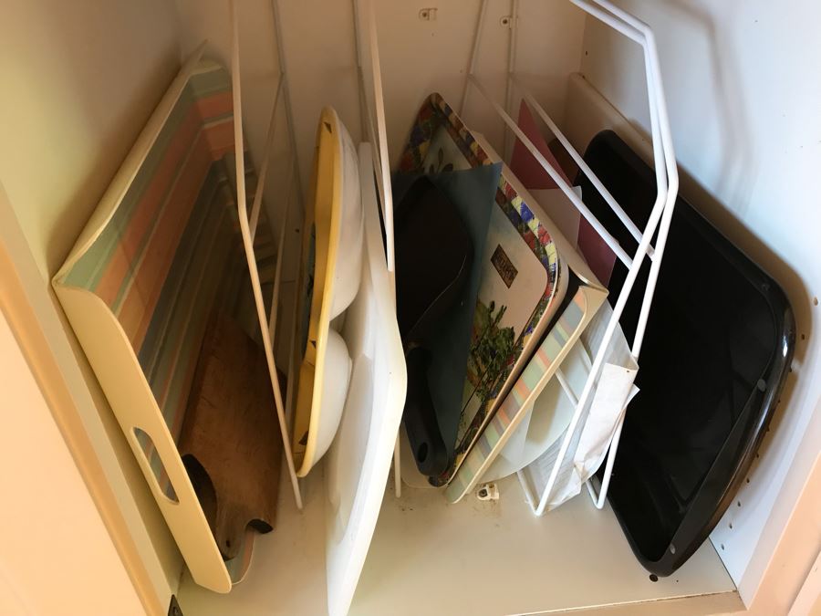 JUST ADDED - Various Trays, Plates And Cutting Boards [Photo 2]