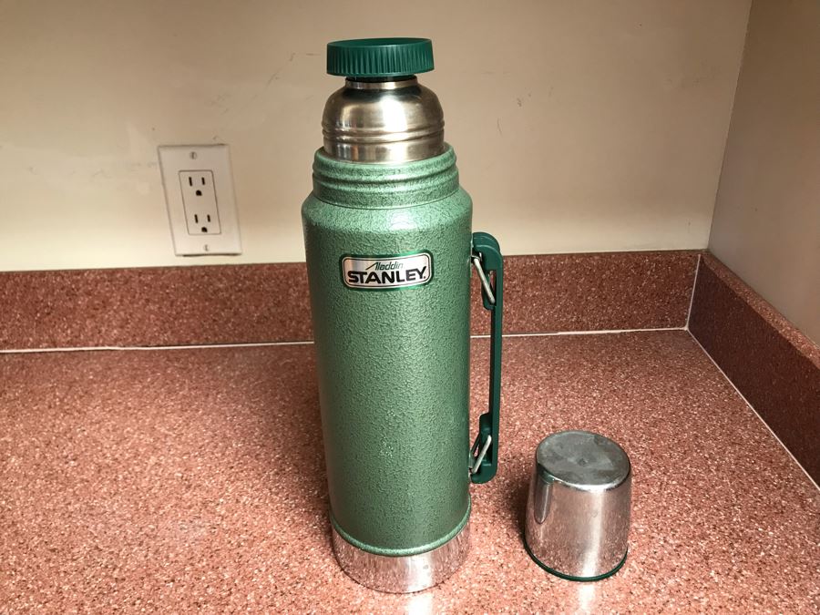 JUST ADDED - Vintage DUNLOP Tennis Balls Advertising Thermos And Stanley Aladdin Thermos [Photo 9]