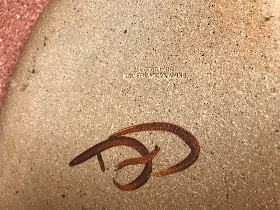 JUST ADDED - Signed Art Pottery Platter By The Good Earth Kennebunkport Maine 18 X 12 [Photo 7]