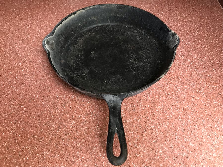 JUST ADDED - Vintage Griswold Erie PA Cast Iron Skillet #10 13W [Photo 1]