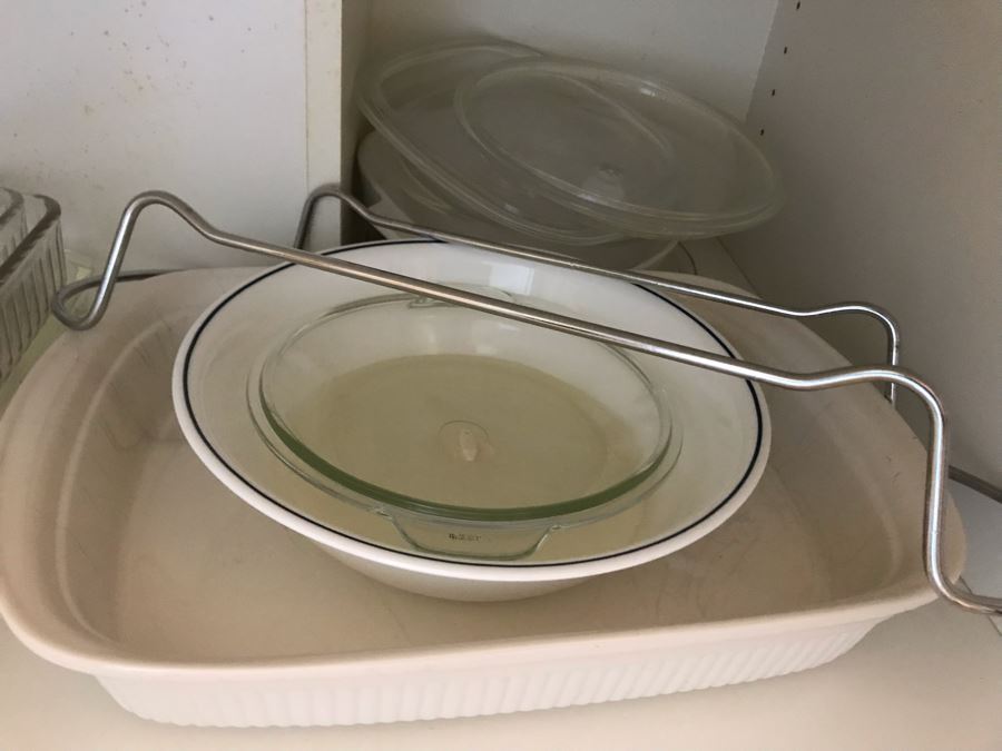 JUST ADDED - Cabinet Filled With Various Bakeware [Photo 4]