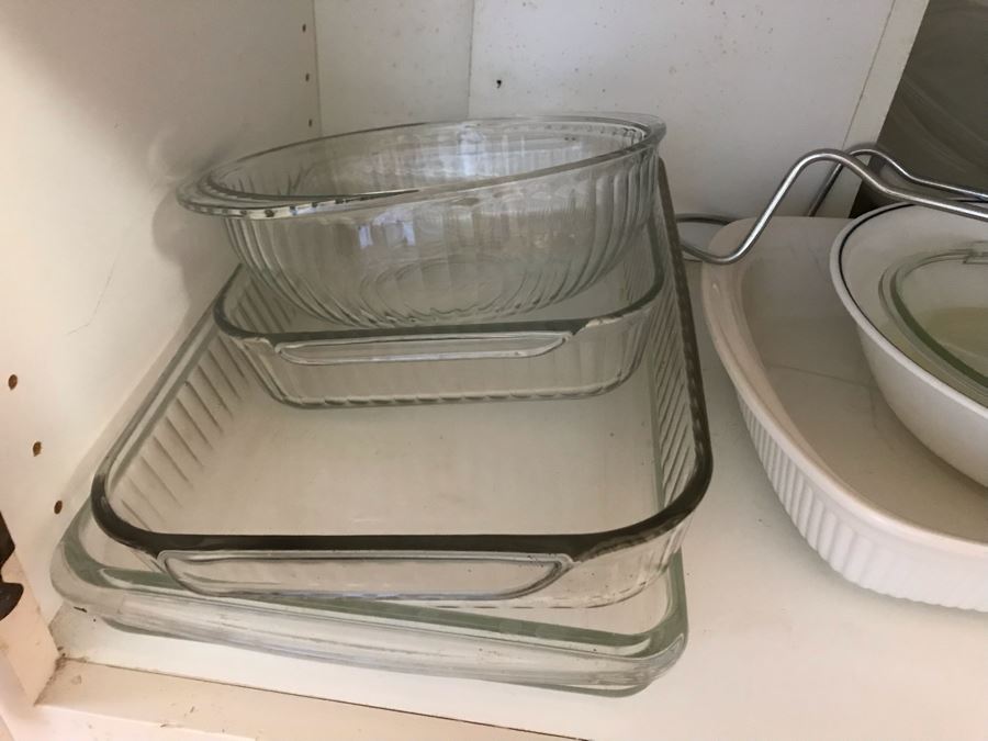 JUST ADDED - Cabinet Filled With Various Bakeware [Photo 3]