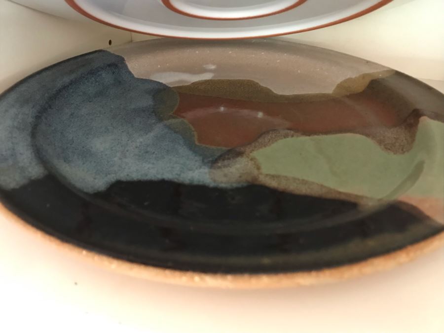 JUST ADDED - Cabinet Filled With Various Coffee Cups Including Fisher Scientific Cups, Culinary Essentials Italian Bowls, Cups And Plates - See Photos [Photo 9]