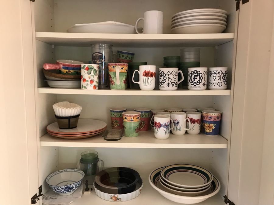 JUST ADDED - Cabinet Filled With Various Coffee Cups Including Fisher Scientific Cups, Culinary Essentials Italian Bowls, Cups And Plates - See Photos [Photo 18]