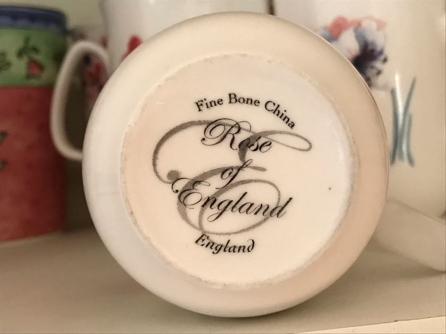 JUST ADDED - Cabinet Filled With Various Coffee Cups Including Fisher Scientific Cups, Culinary Essentials Italian Bowls, Cups And Plates - See Photos [Photo 7]