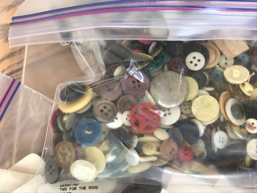 JUST ADDED - Large Collection Of Vintage Buttons - See Photos [Photo 2]