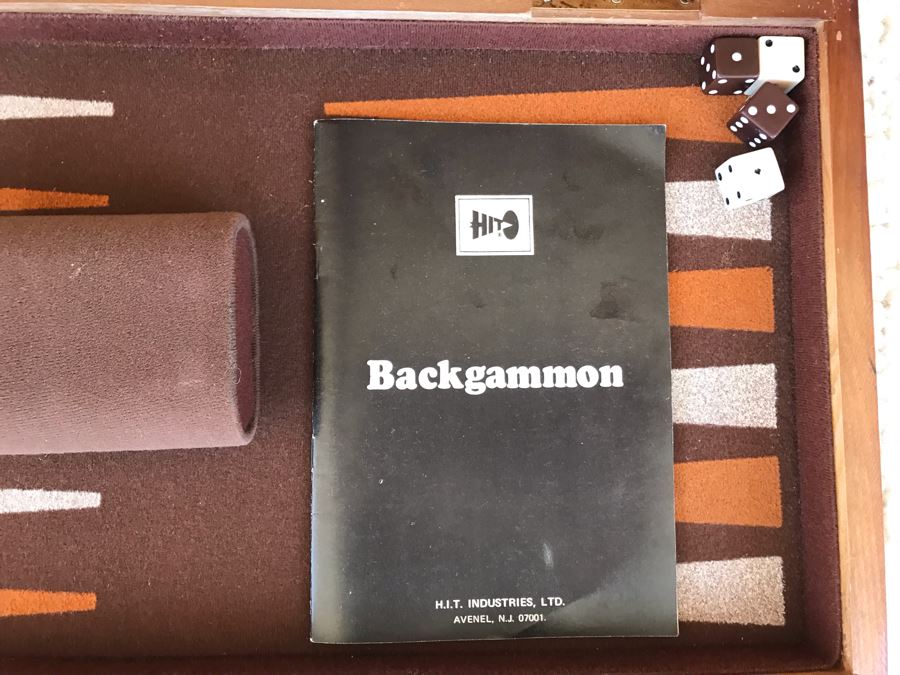 JUST ADDED - Vintage Wooden Travel Backgammon Game [Photo 3]